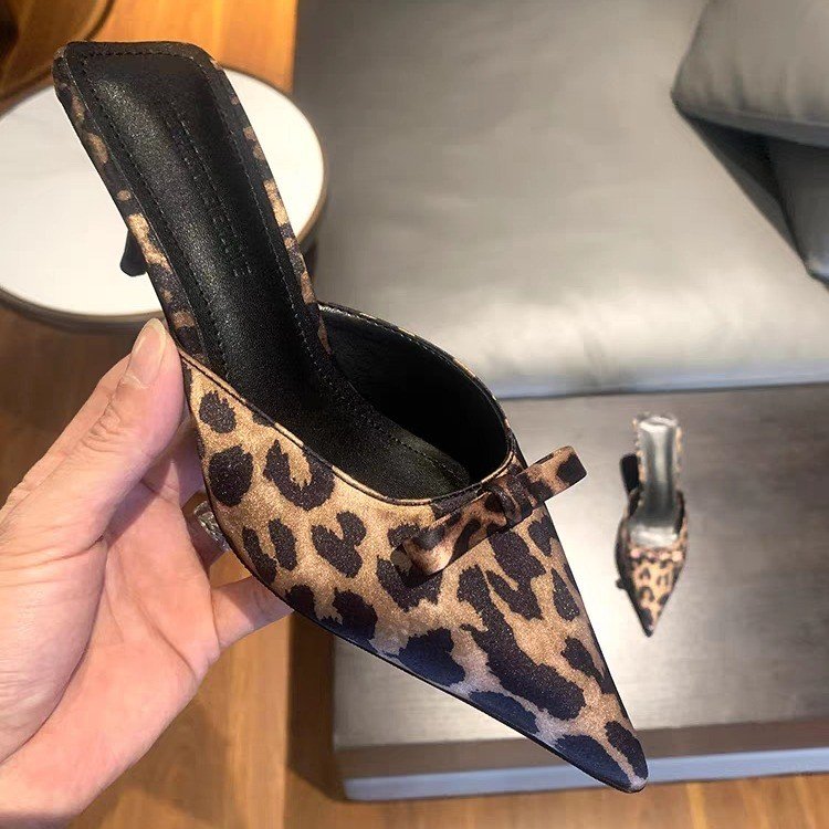 women's leopard-print pointed  - Ethnic Fashion In ulasan dan harga